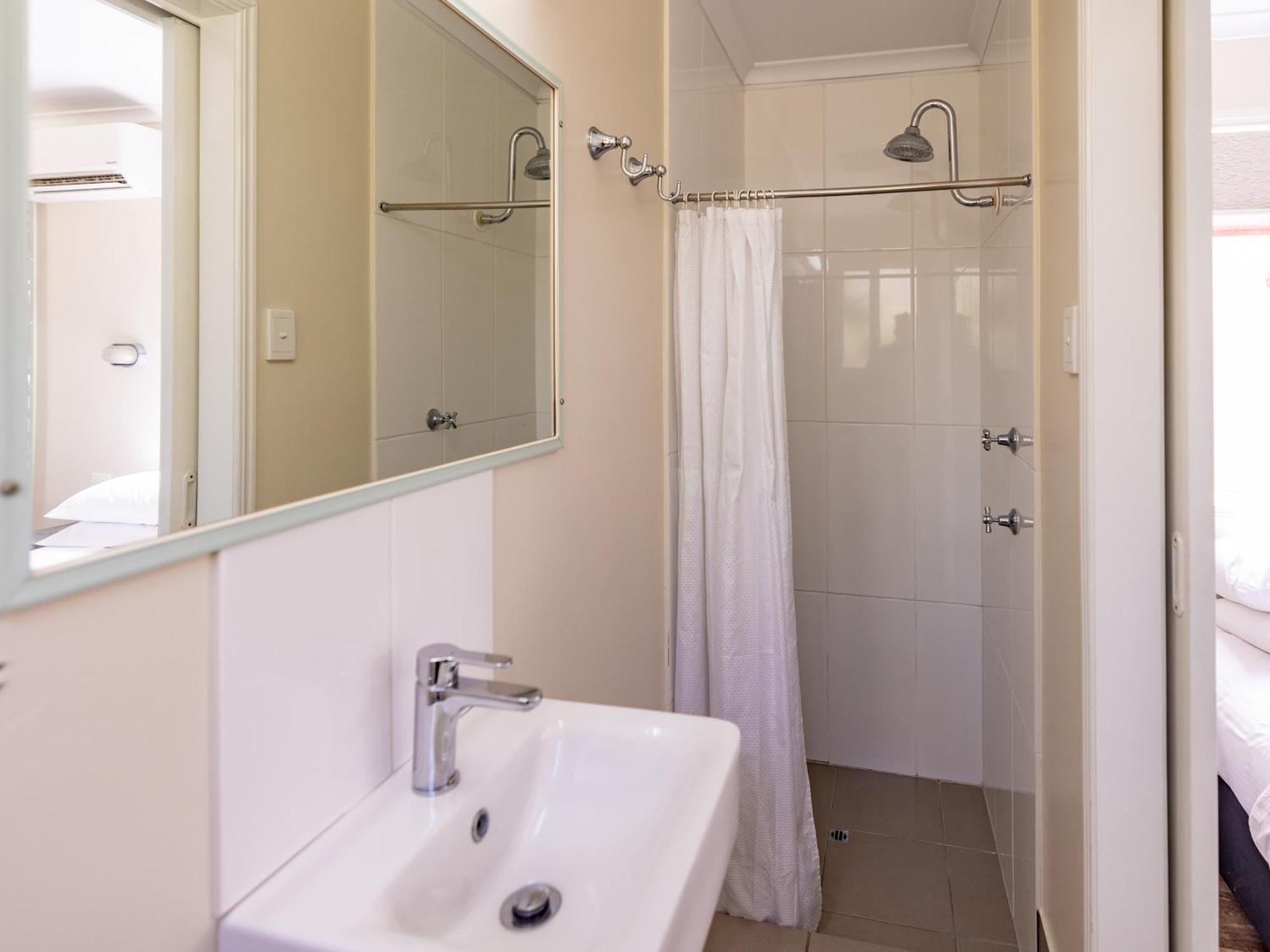 Апартаменты  На улице Староеврейской, 17 Kinka Beach Номер фото